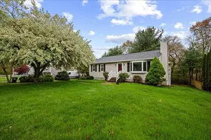 11 Riverside Dr, Webster, MA 01570 - Photo 1