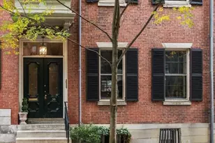 32 Chestnut St, Boston, MA 02108 - Photo 1