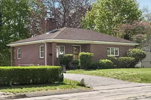 686 Cohannet St, Taunton, MA 02780 - Photo 1
