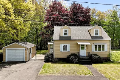 62 Lincoln Avenue, South Hadley, MA 01075 - Photo 1