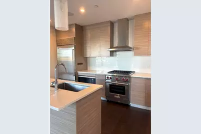 14 West Broadway #803, Boston, MA 02127 - Photo 1