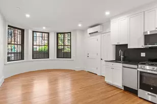 389 Commonwealth Ave, Boston, MA 02115 - Photo 1