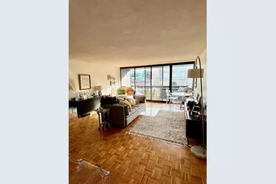 566 Commonwealth #408, Boston, MA 02215 - Photo 1