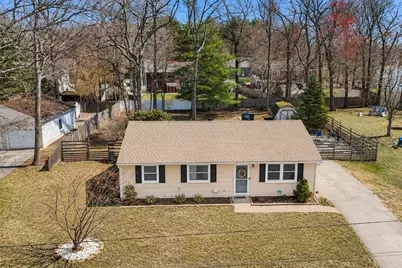 5 Crestwood Ave, Plainville, MA 02762 - Photo 1
