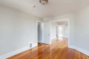 346 Chelsea St, Boston, MA 02128 - Photo 1