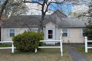 6 Black Rock Rd, Melrose, MA 02176 - Photo 1