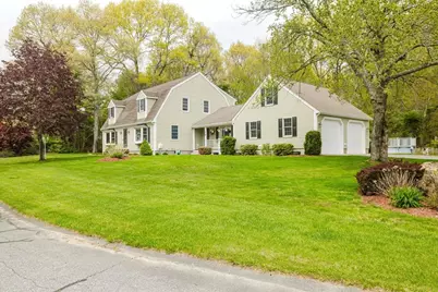 13 Bow Dr, Acushnet, MA 02743 - Photo 1
