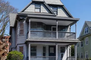 18 Wendell Pl, Springfield, MA 01105 - Photo 1