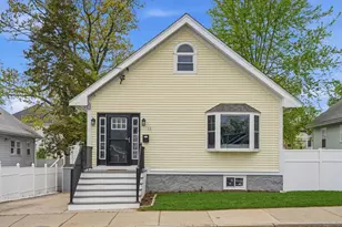 11 Sherbrook St, Boston, MA 02132 - Photo 1