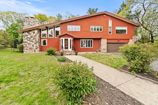 1 Hemlock Dr, Chelmsford, MA 01824 - Photo 1