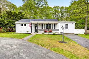 545 Tremont St, Rehoboth, MA 02769 - Photo 1