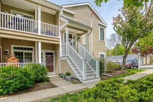 41 Bradford Commons Ln, Braintree, MA 02184 - Photo 1