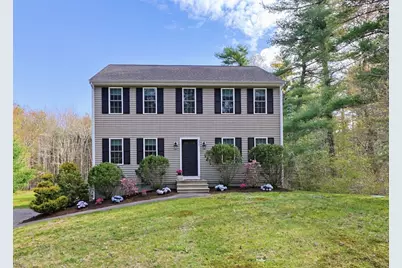 230 Old Center St, Middleborough, MA 02346 - Photo 1