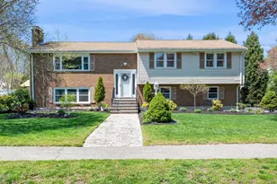 31 Rustic Ln, Reading, MA 01867 - Photo 1