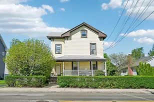 44 Warren Ave, Woburn, MA 01801 - Photo 1