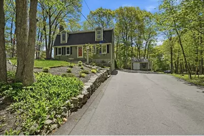 562 High St, North Attleboro, MA 02760 - Photo 1