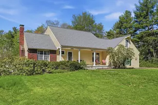 353 Marshall St, Paxton, MA 01612 - Photo 1