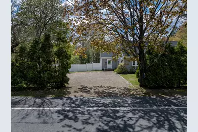 91 North St, Mattapoisett, MA 02739 - Photo 1