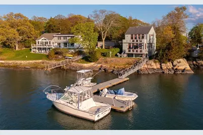202 N Truro St, Hull, MA 02045 - Photo 1