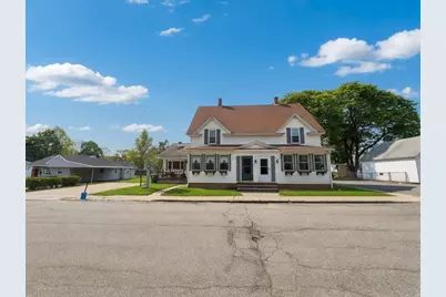 11 Boston St, Uxbridge, MA 01569 - Photo 1