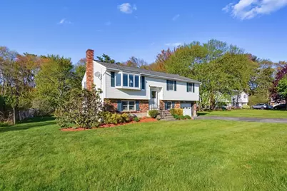 37 Cresthaven Drive, Burlington, MA 01803 - Photo 1