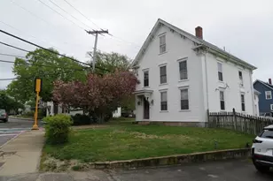 160 High St, Wareham, MA 02539 - Photo 1