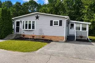 3 Robin Hood Ln, Attleboro, MA 02703 - Photo 1