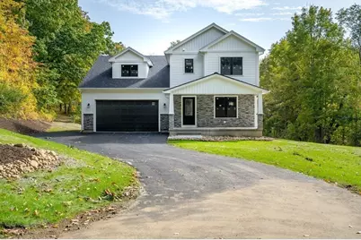 7 High Street, Southampton, MA 01073 - Photo 1