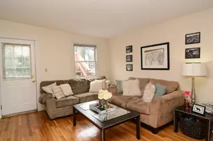 546 E 8th St, Boston, MA 02127 - Photo 1