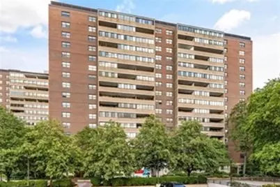 2 Hawthorne Place #5K, Boston, MA 02114 - Photo 1
