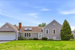 7 Nobadeer Cir, Kingston, MA 02364 - Photo 1