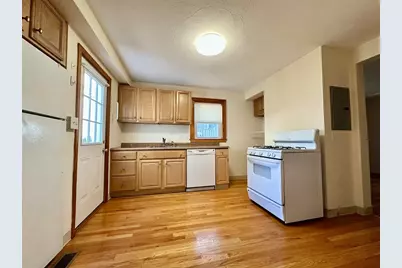 5 Rifle Ct #5, Watertown, MA 02472 - Photo 1