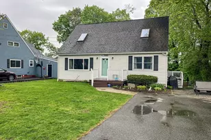 28 Ringgold St, Haverhill, MA 01830 - Photo 1