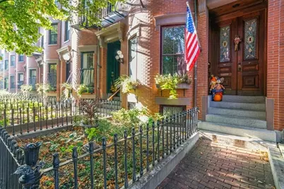 138 W Concord #4, Boston, MA 02118 - Photo 1