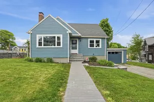 10 Newton St, Hull, MA 02045 - Photo 1
