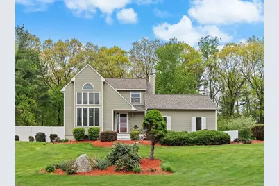 29 W Applewood Dr, Charlton, MA 01507 - Photo 1