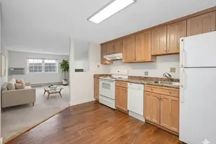 236 Low St, Newburyport, MA 01950 - Photo 1