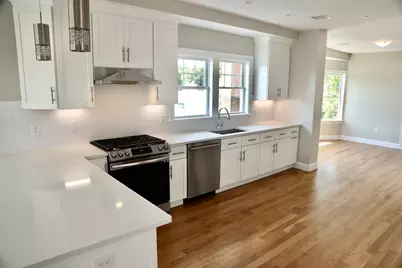 35 Chestnut St #1, Wakefield, MA 01880 - Photo 1