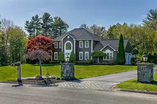27 Vista Cir, Rutland, MA 01543 - Photo 1
