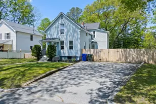 80 Brickett St, Springfield, MA 01119 - Photo 1
