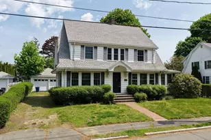 9 Cedar St, Marblehead, MA 01945 - Photo 1