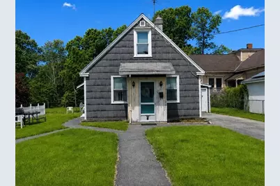 8 River Ave, Grafton, MA 01560 - Photo 1
