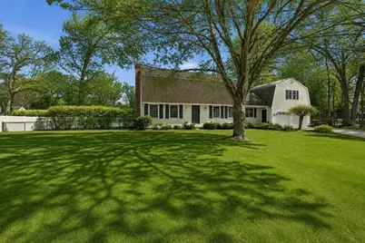 86 Oak Ln, Agawam, MA 01030 - Photo 1