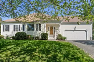 37 Rockville Meadows, Millis, MA 02054 - Photo 1