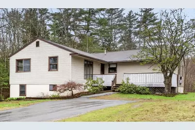 414 Fremont Rd, Chester, NH 03036 - Photo 1