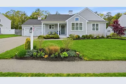 30 Stone Gate Dr, Plymouth, MA 02360 - Photo 1