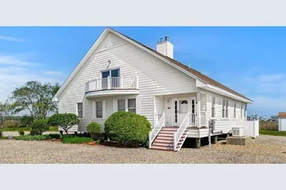 14 16th Street, Salisbury, MA 01952 - Photo 1
