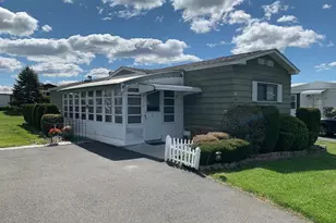 5 4th Ave, Westfield, MA 01085 - Photo 1