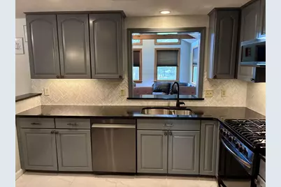 33 Tomahawk Dr., Northborough, MA 01532 - Photo 1