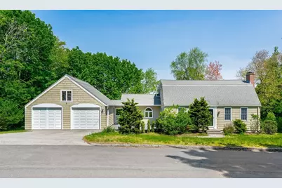 6 Crestview Dr, Westborough, MA 01581 - Photo 1